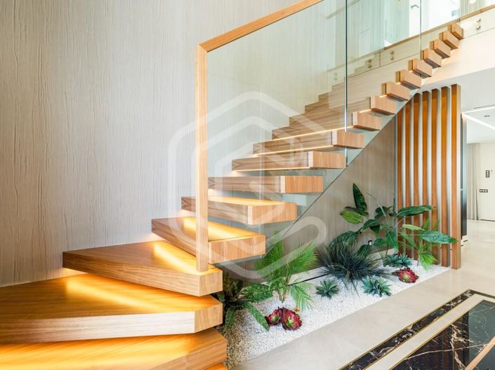 Image No.4-4 Bed House for sale