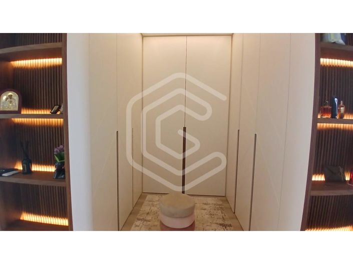 Image No.50-4 Bed House for sale