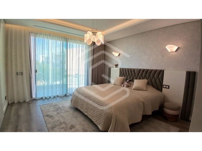 Image No.56-4 Bed House for sale