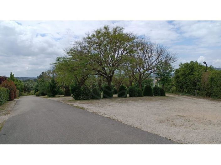 Image No.41-3 Bed House for sale