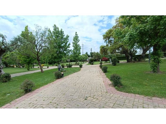 Image No.7-3 Bed House for sale