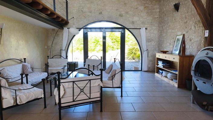 Image No.20-9 Bed House for sale