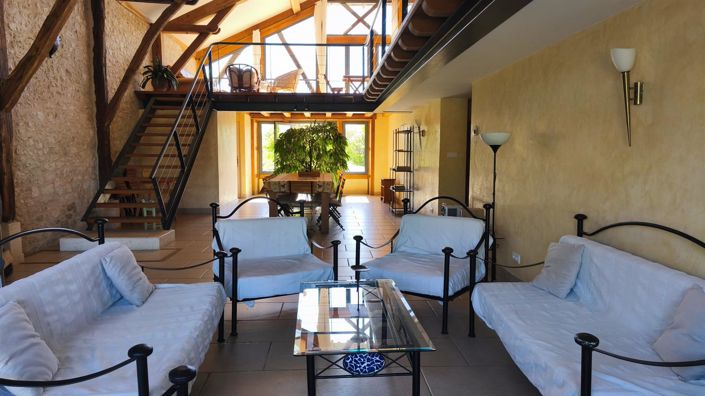 Image No.21-9 Bed House for sale