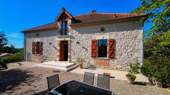 Image No.6-9 Bed House for sale