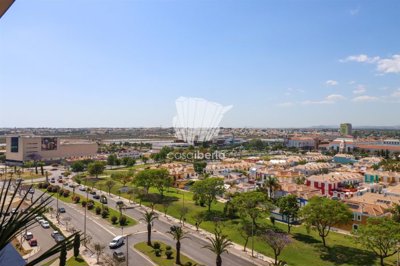 5 Bed Apartment for sale