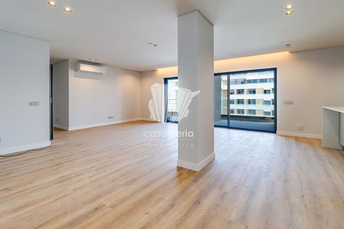 Image No.11-5 Bed Apartment for sale