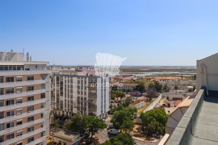 Image No.8-5 Bed Apartment for sale