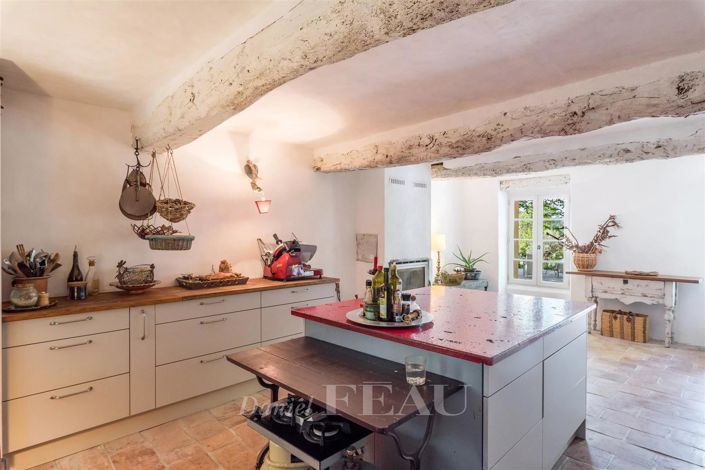 Image No.7-5 Bed House for sale