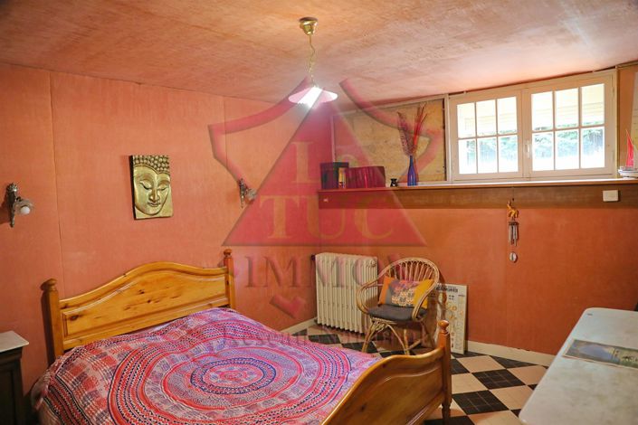 Image No.13-4 Bed House for sale