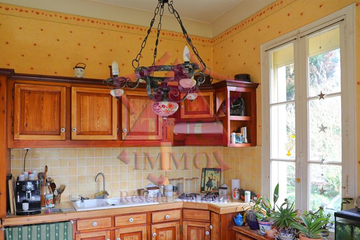 Image No.3-4 Bed House for sale