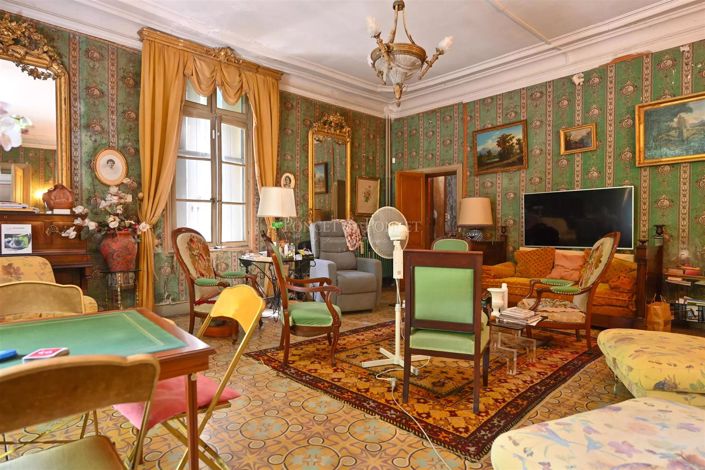 Image No.6-6 Bed House for sale