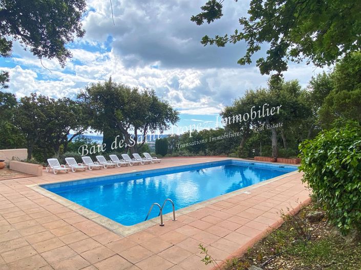 Image No.10-1 Bed Apartment for sale