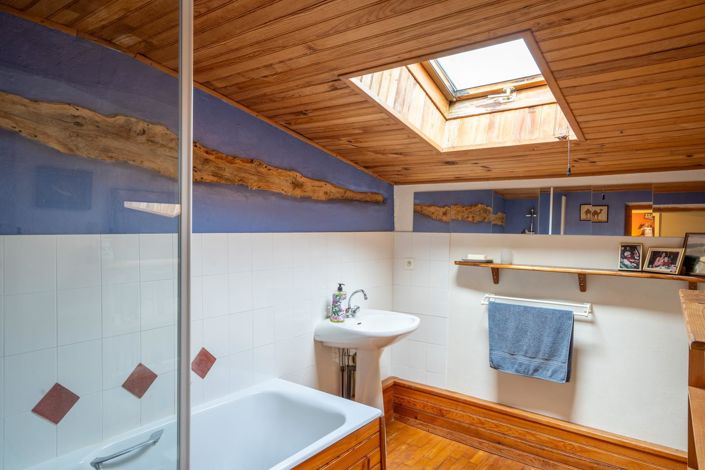 Image No.17-4 Bed House for sale