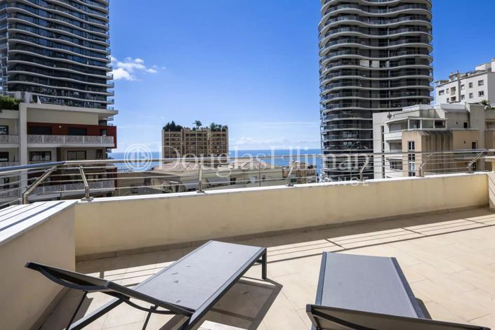 Image No.3-5 Bed House for sale