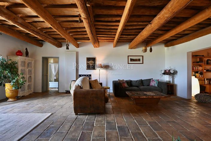 Image No.24-12 Bed House for sale