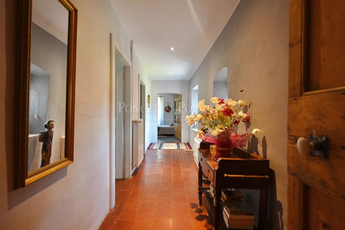 Image No.46-12 Bed House for sale