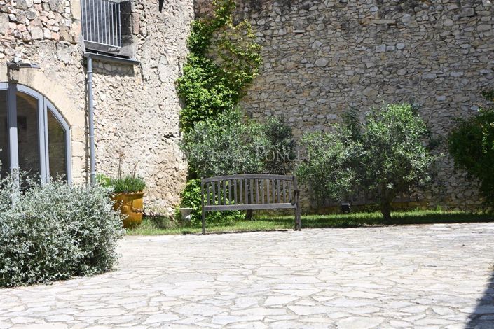 Image No.48-12 Bed House for sale