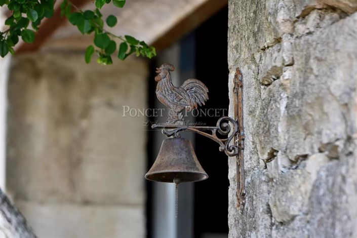 Image No.52-12 Bed House for sale