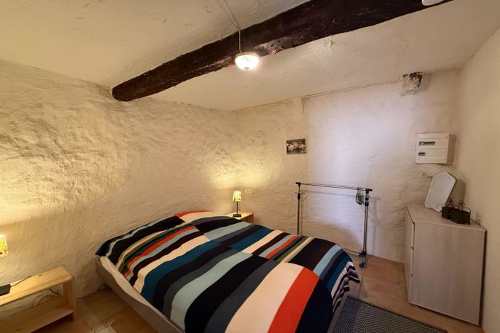 Image No.13-5 Bed House for sale