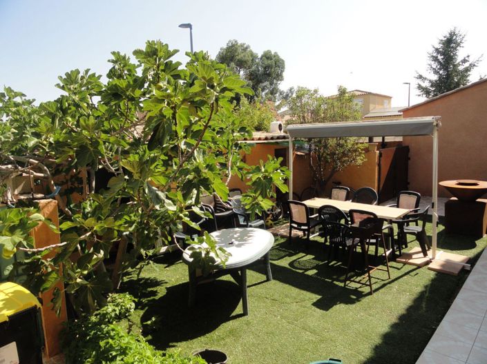 Image No.1-3 Bed House for sale