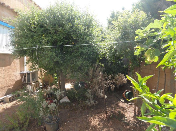 Image No.10-3 Bed House for sale