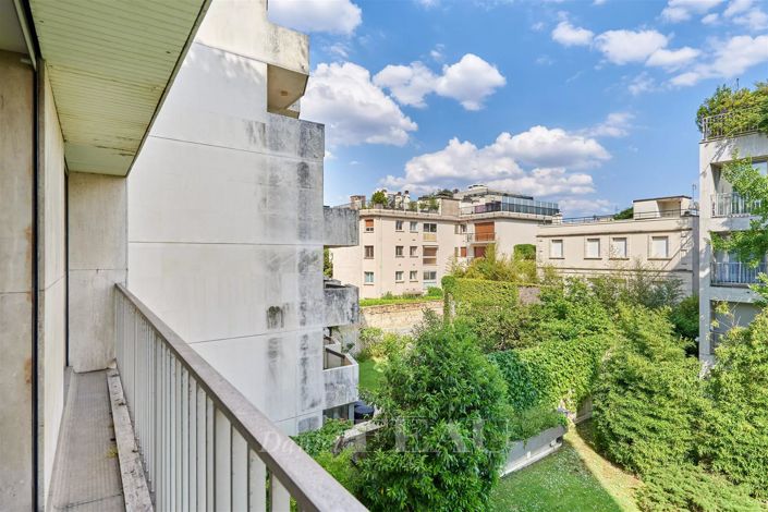 Image No.13-3 Bed Apartment for sale