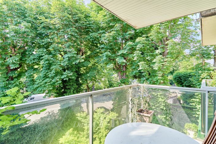 Image No.20-3 Bed Apartment for sale