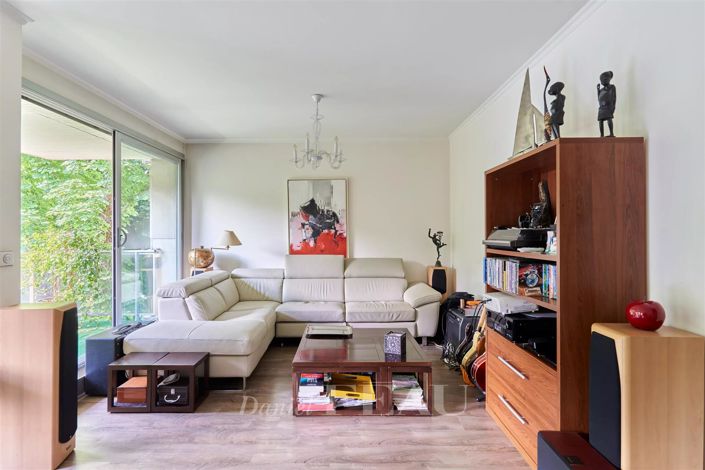 Image No.9-3 Bed Apartment for sale