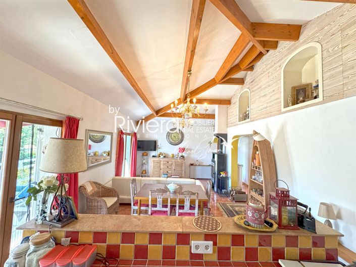 Image No.10-4 Bed House for sale