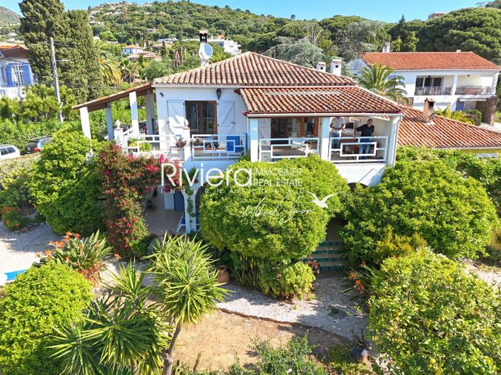 Image No.15-4 Bed House for sale