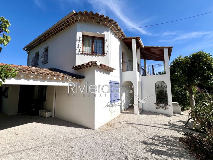 Image No.2-4 Bed House for sale