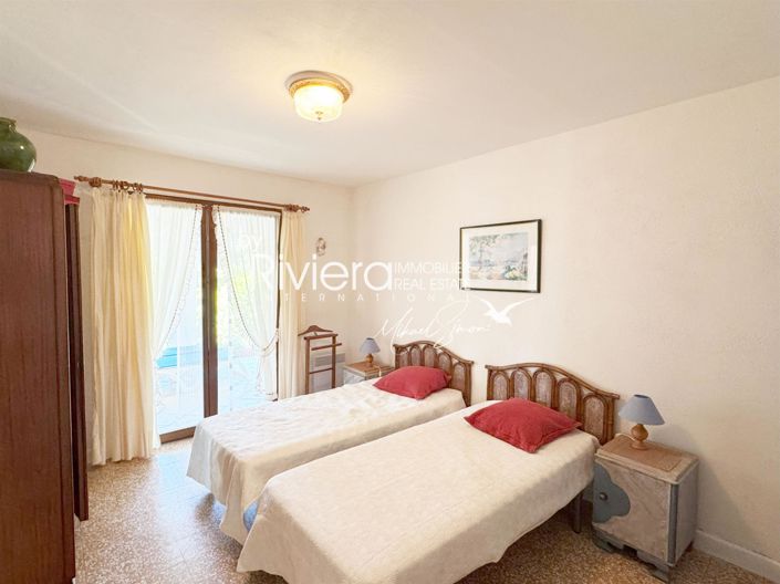 Image No.22-4 Bed House for sale