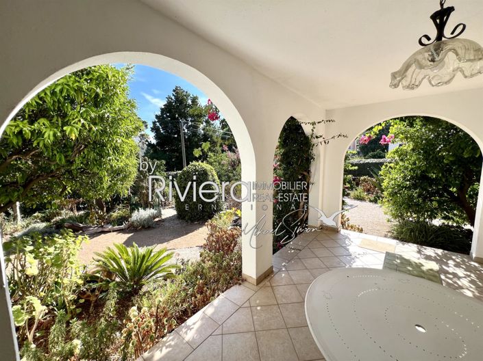 Image No.26-4 Bed House for sale