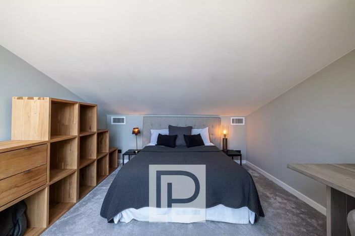 Image No.23-5 Bed House for sale