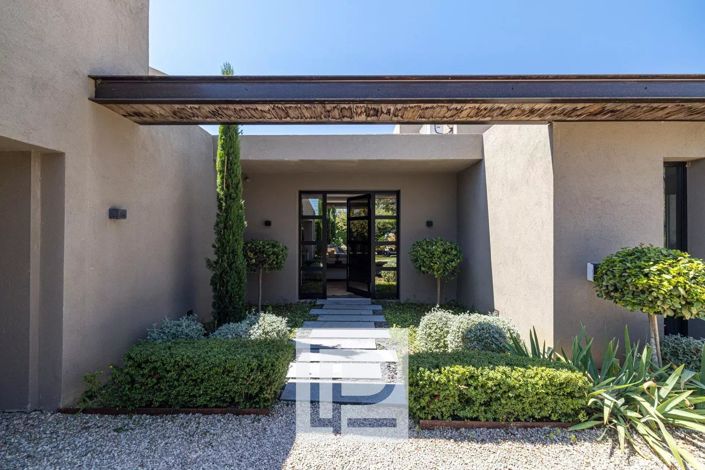 Image No.5-5 Bed House for sale