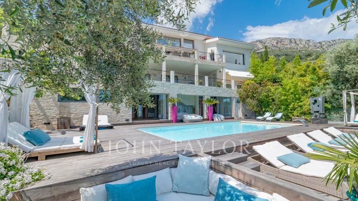 Image No.6-7 Bed House for sale