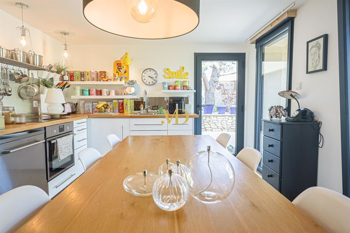 Image No.31-5 Bed House for sale