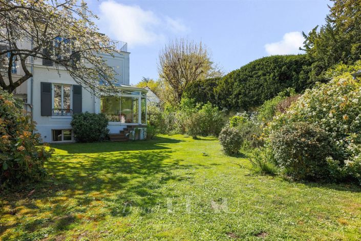 Image No.17-5 Bed House for sale