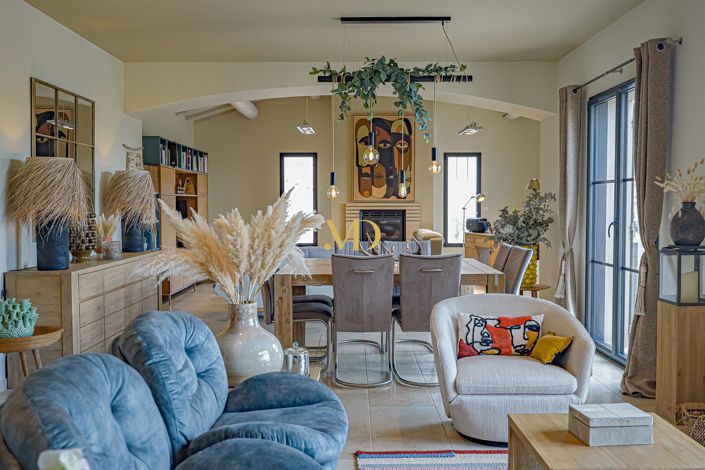 Image No.23-4 Bed House for sale