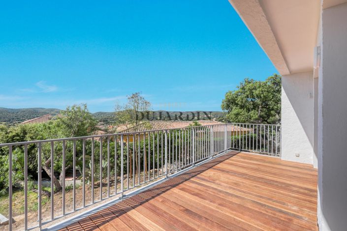 Image No.3-4 Bed House for sale