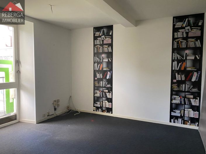 Image No.5-1 Bed House for sale