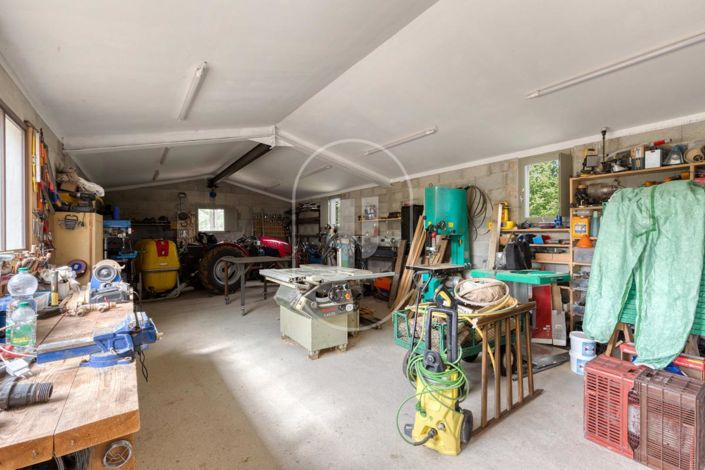 Image No.15-4 Bed House for sale