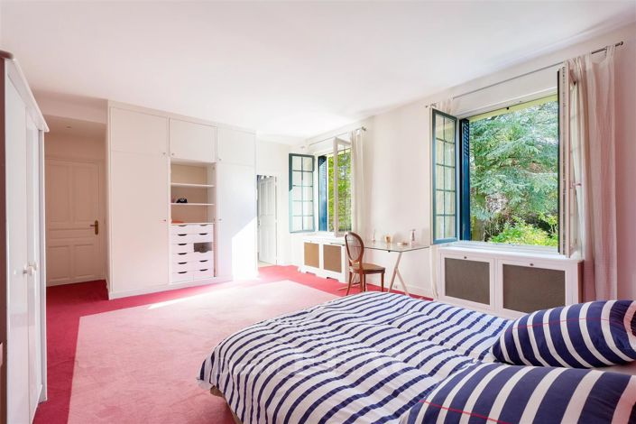 Image No.29-5 Bed House for sale