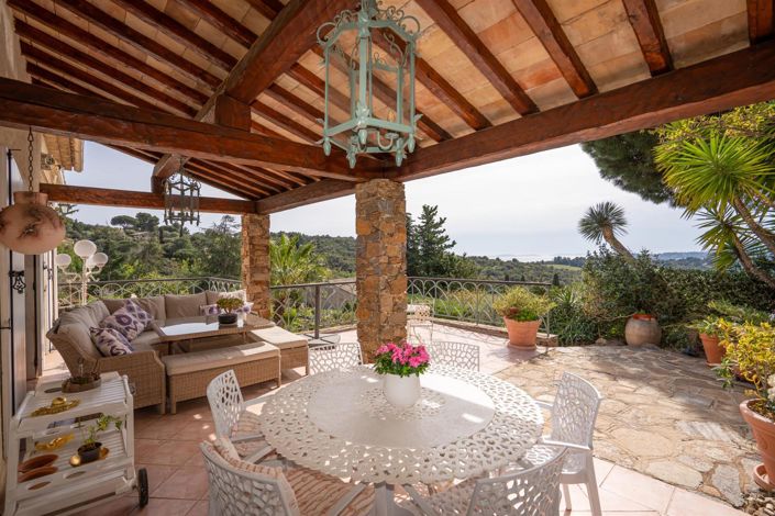 Image No.11-4 Bed House for sale