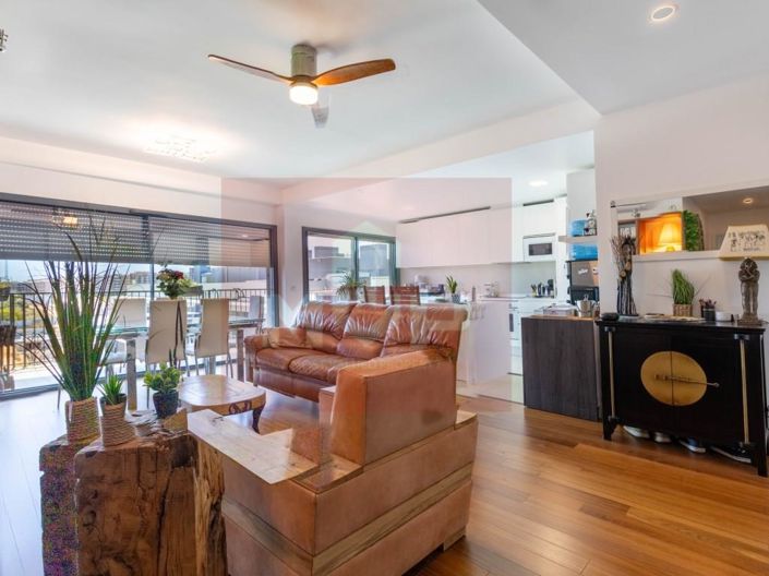 Image No.1-3 Bed Apartment for sale