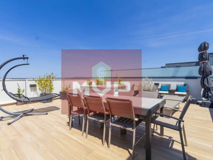 Image No.29-3 Bed Apartment for sale