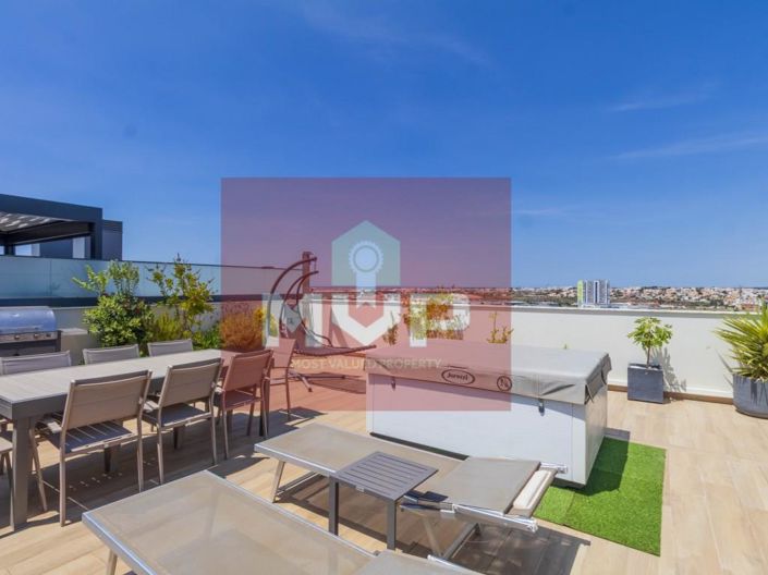 Image No.30-3 Bed Apartment for sale