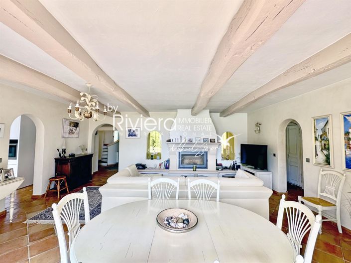 Image No.7-3 Bed House for sale