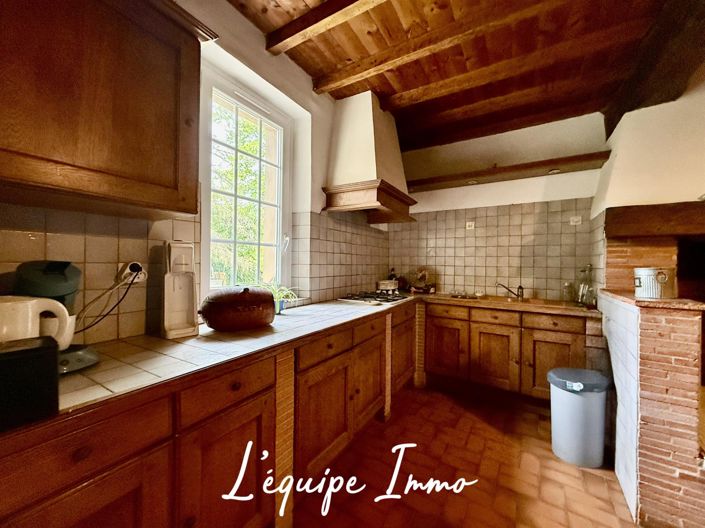 Image No.6-5 Bed House for sale