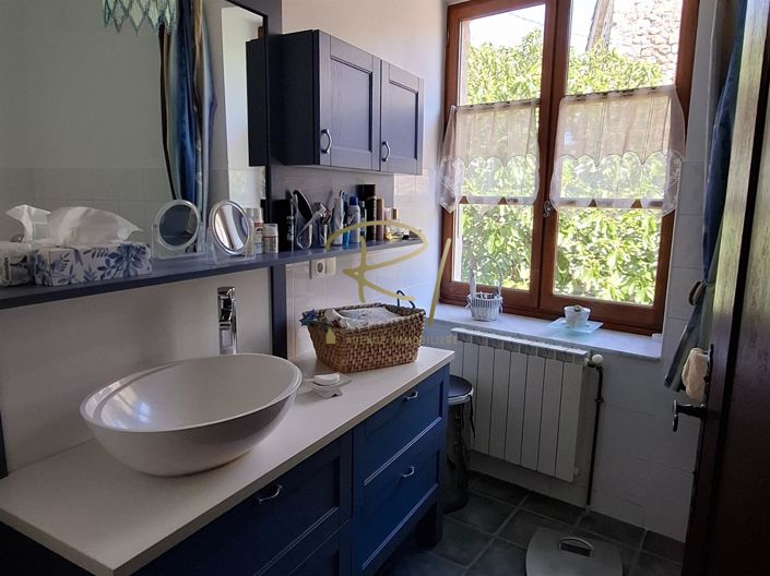 Image No.7-3 Bed House for sale